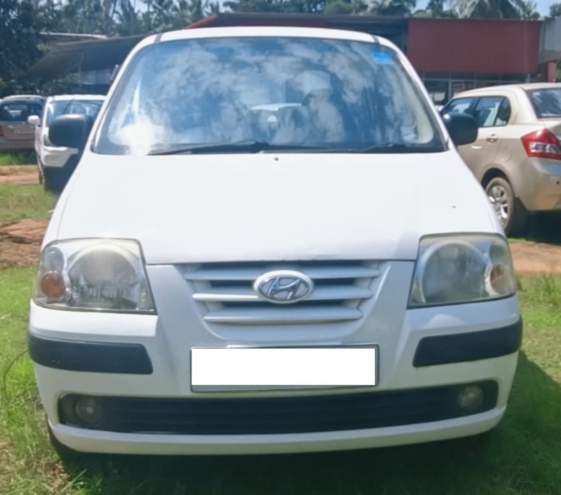 HYUNDAI SANTRO in Kannur